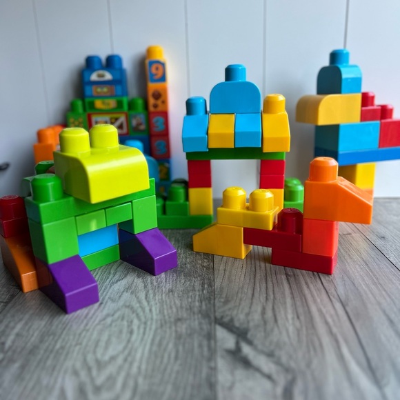 MEGA BLOKS building brick STEM toys 122 bricks - Picture 11 of 11